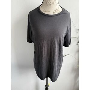 Womens Lululemon Black Tee Shirt Large Flaw‎
